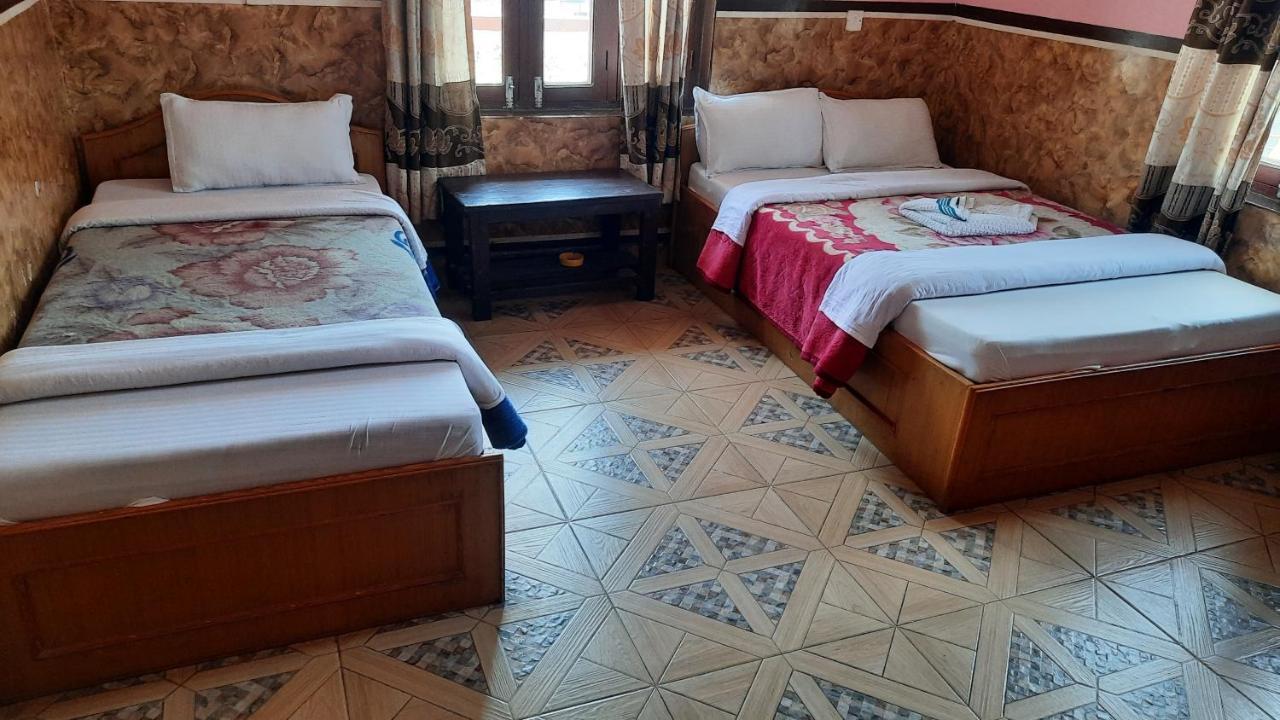 Hotel Lake Garden Pokhara Luaran gambar