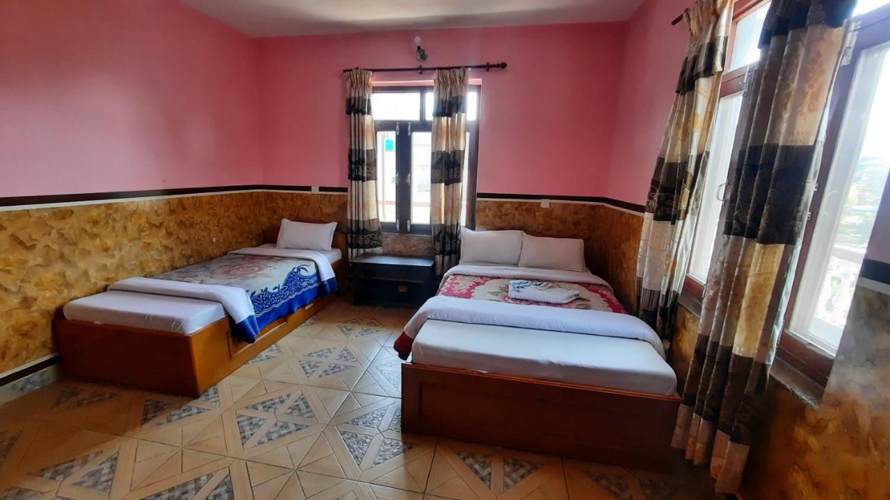 Hotel Lake Garden Pokhara Luaran gambar